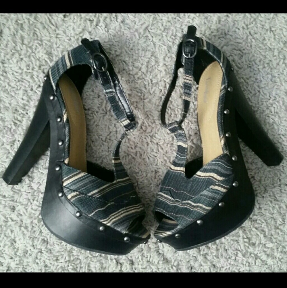 Limelight 6" T-Strap Heels | Size 8.5